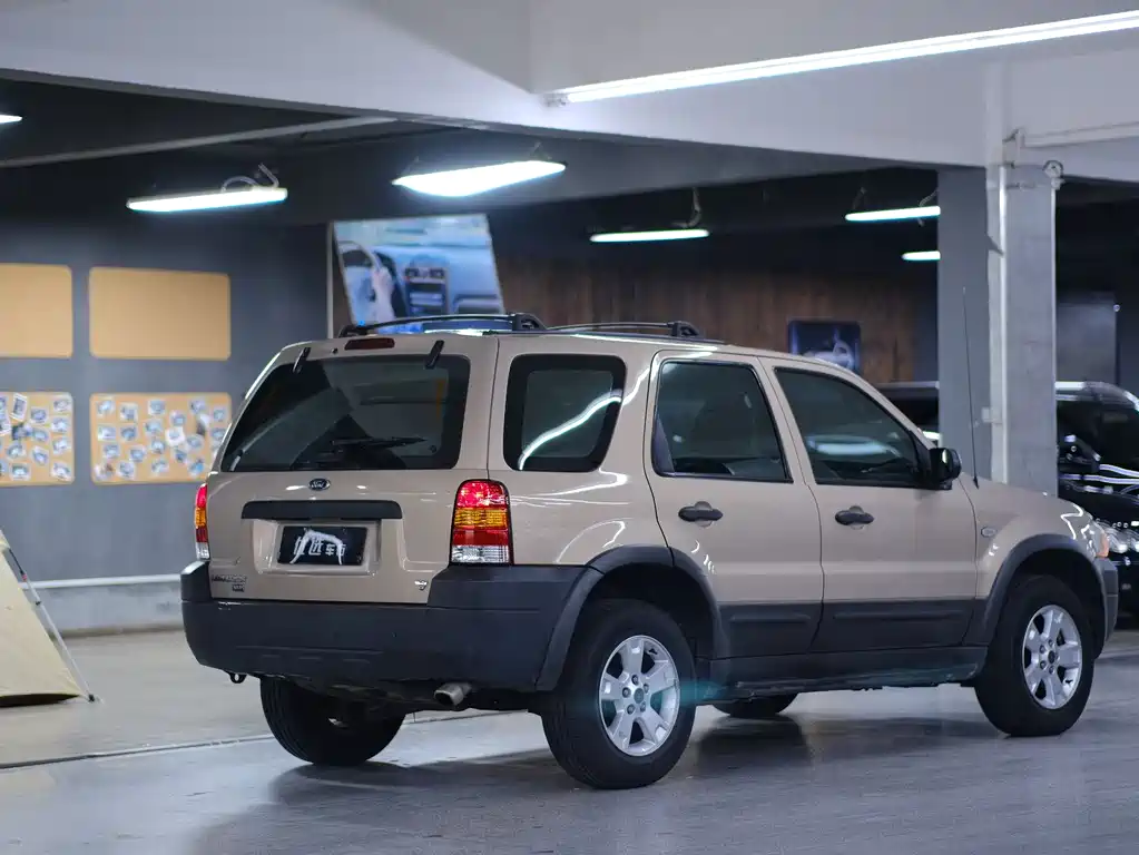 Ford Escape 2005 3.0 AT