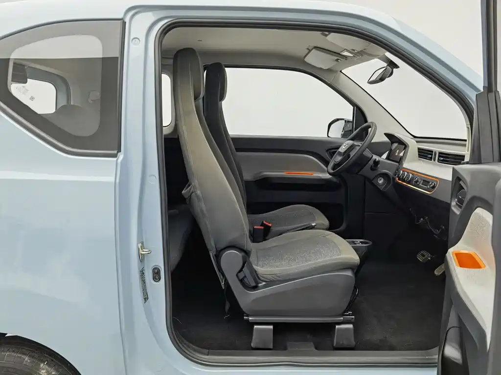 Wuling MINIEV — миниатюра 23