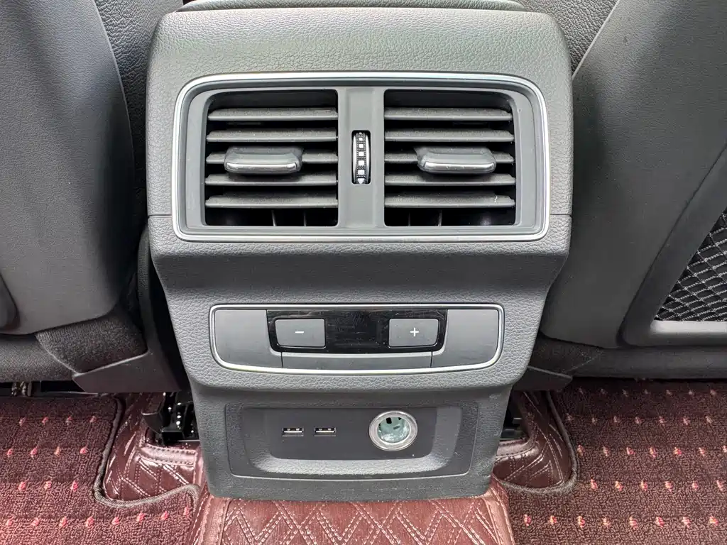 Audi Q5L — миниатюра 13