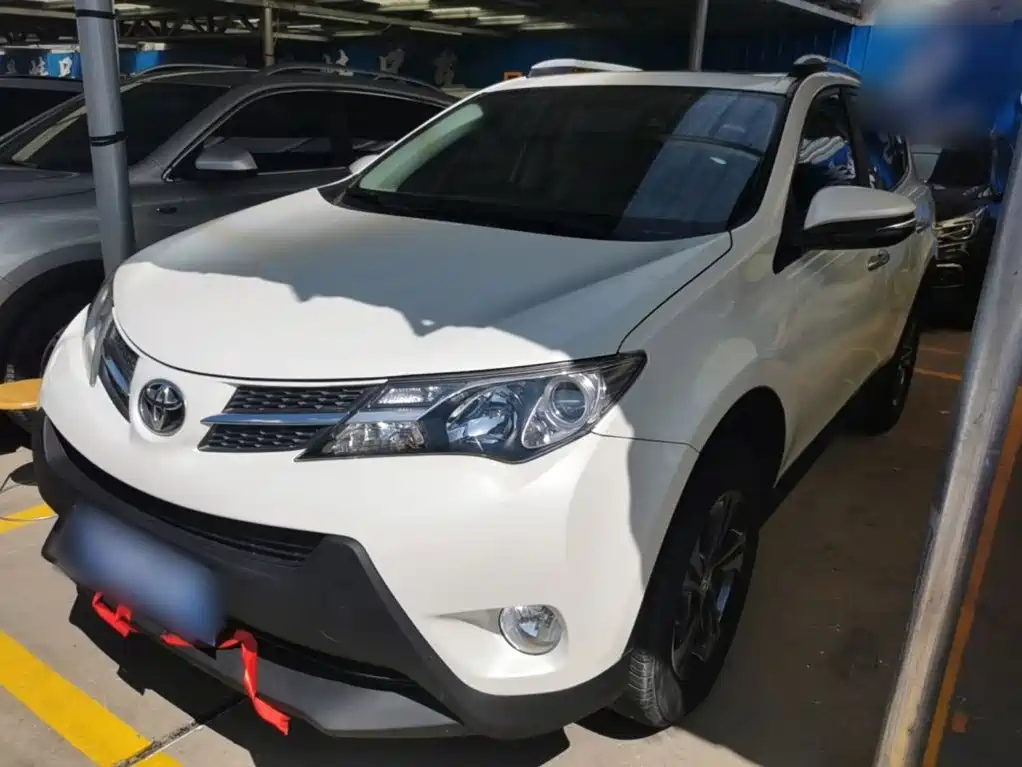 Toyota RAV4 — миниатюра 2