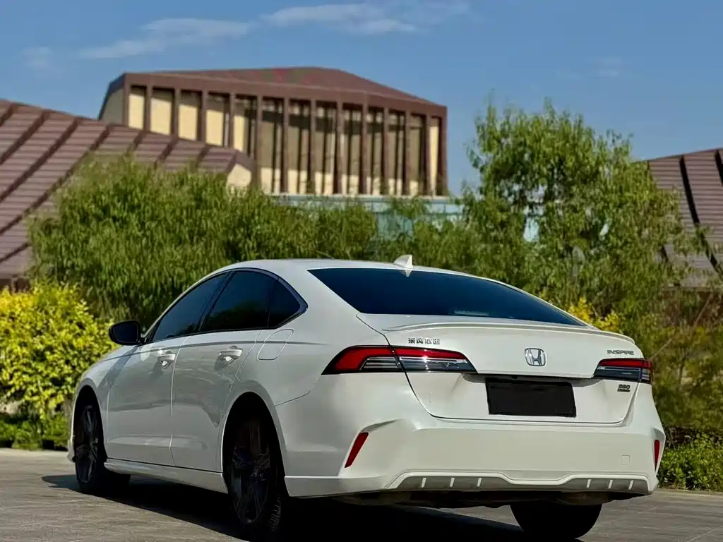 Honda Inspire — миниатюра 7