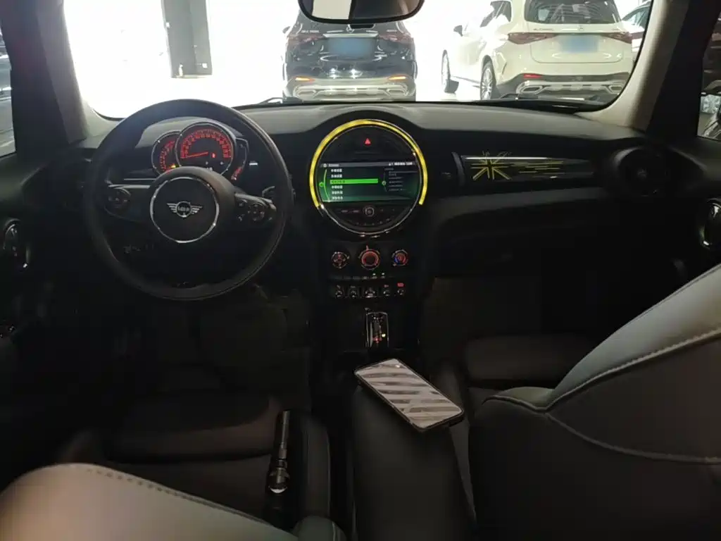 MINI Mini — миниатюра 10