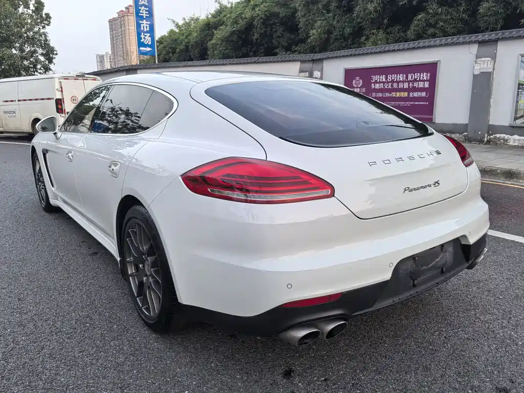 Porsche Panamera — миниатюра 5