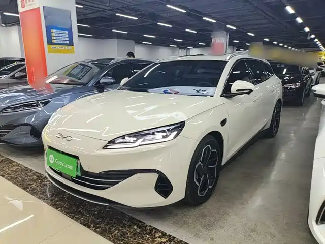 2025 BYD Seal
