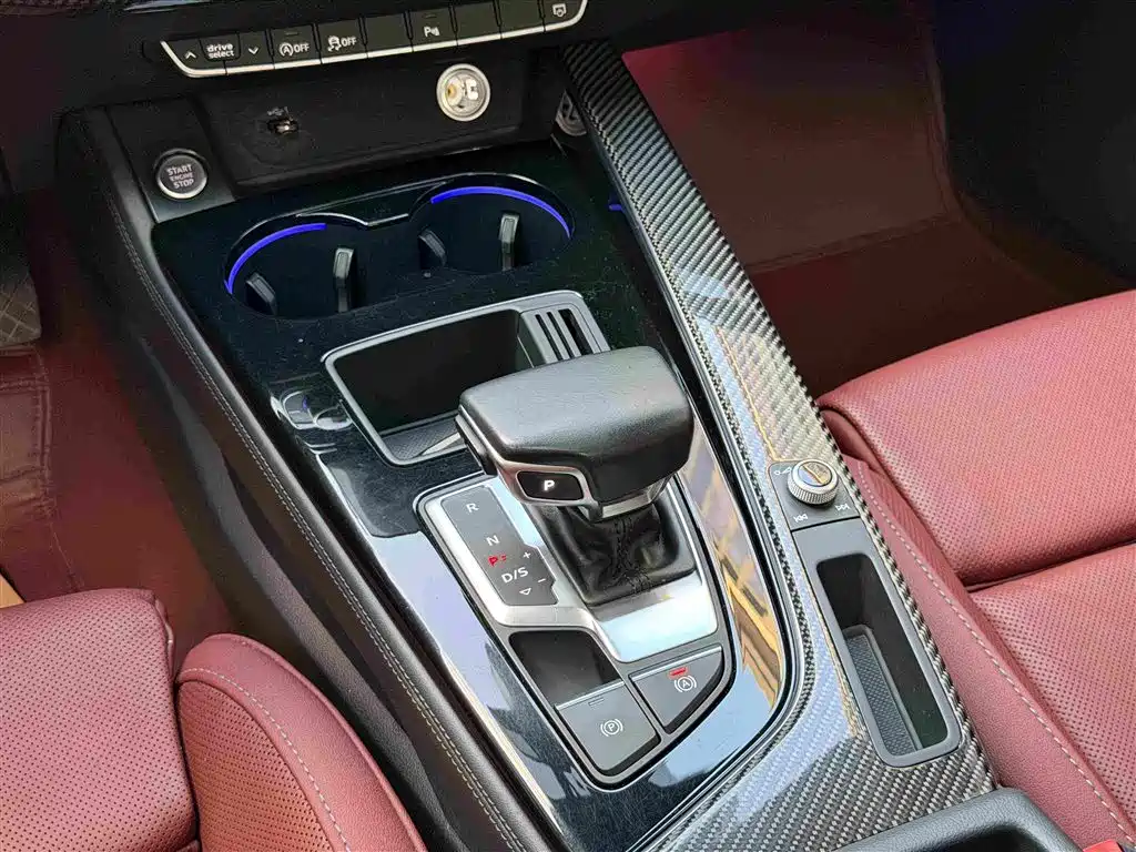 Audi A4L — миниатюра 9