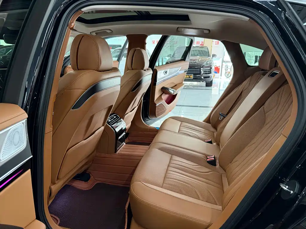 Hongqi Hongqi H9 — миниатюра 9
