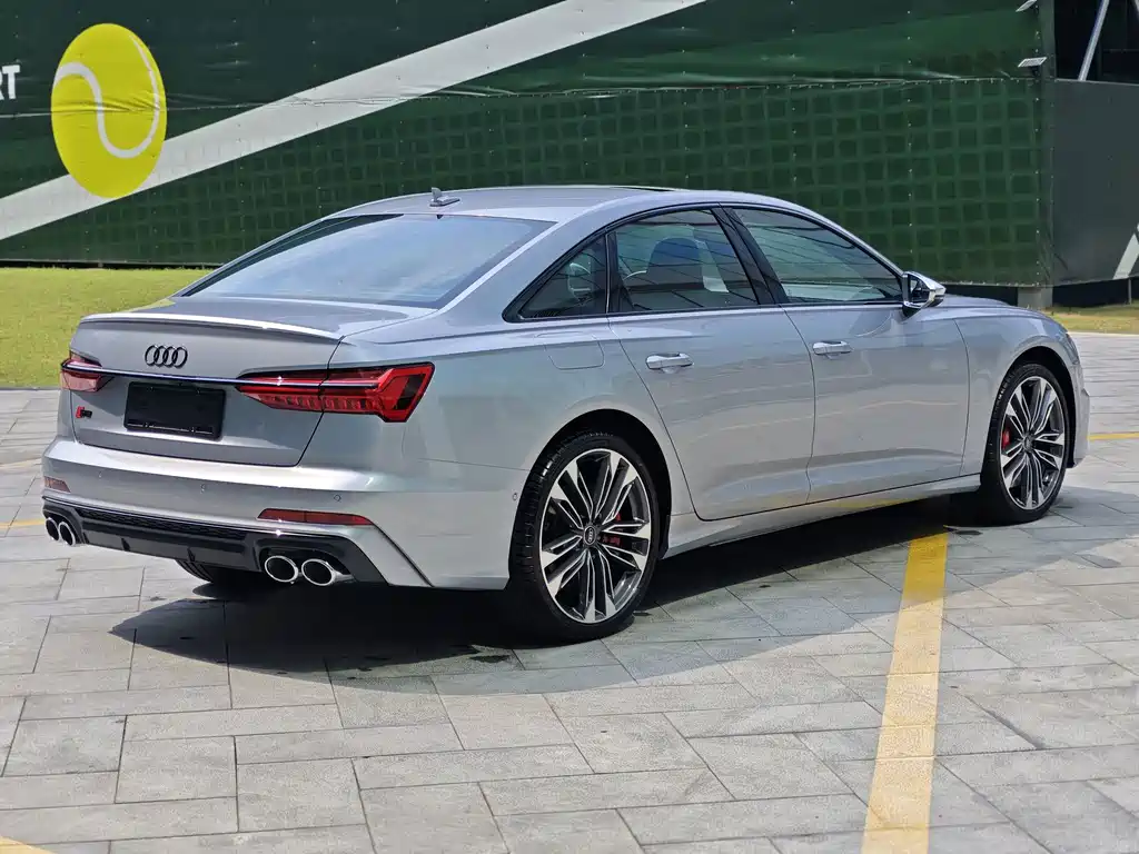 Audi S6 — миниатюра 5