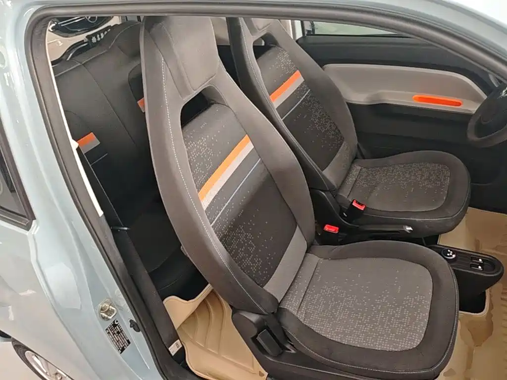 Wuling MINIEV — миниатюра 25