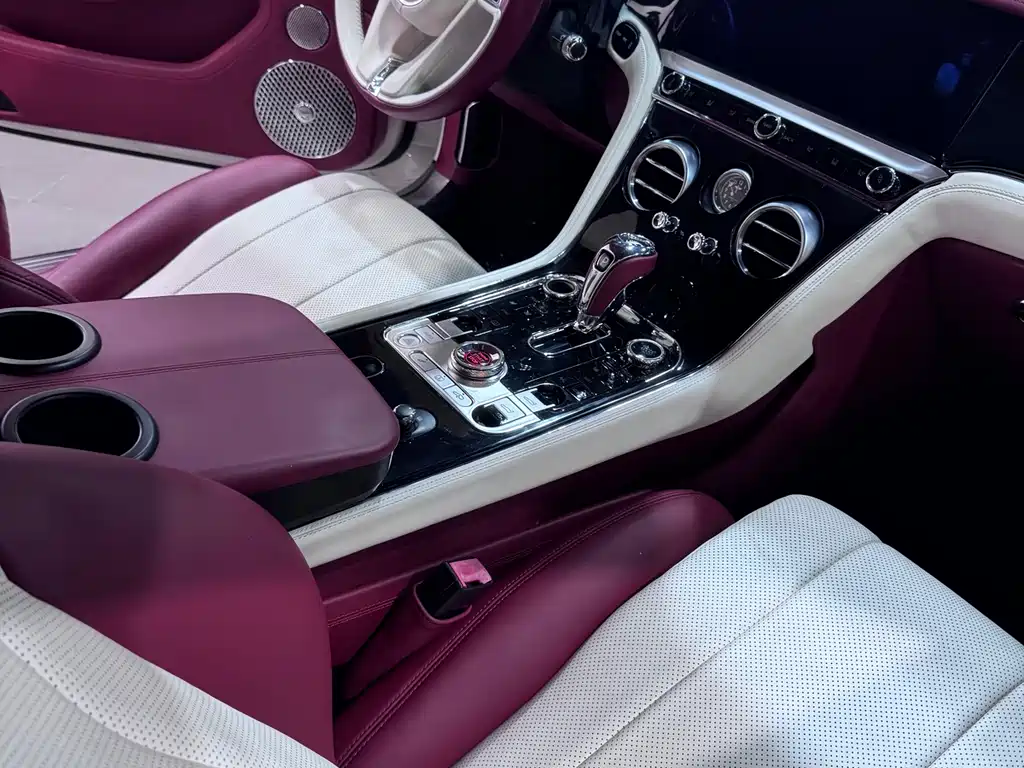 Bentley — фотографии объявления, Фото 4