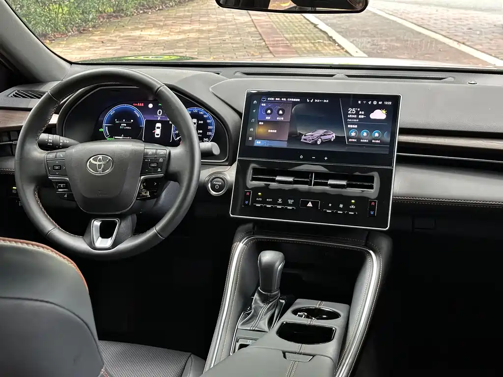 Toyota Avalon 2024 2.0L Luxury