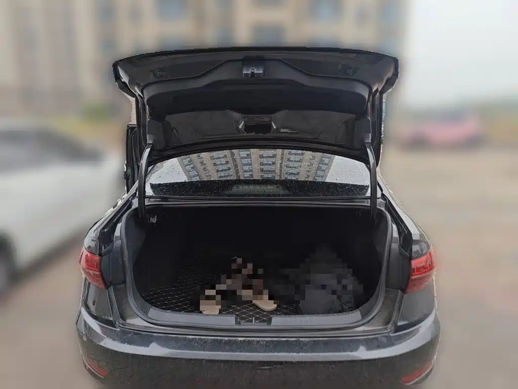 Volkswagen Sagitar — миниатюра 10