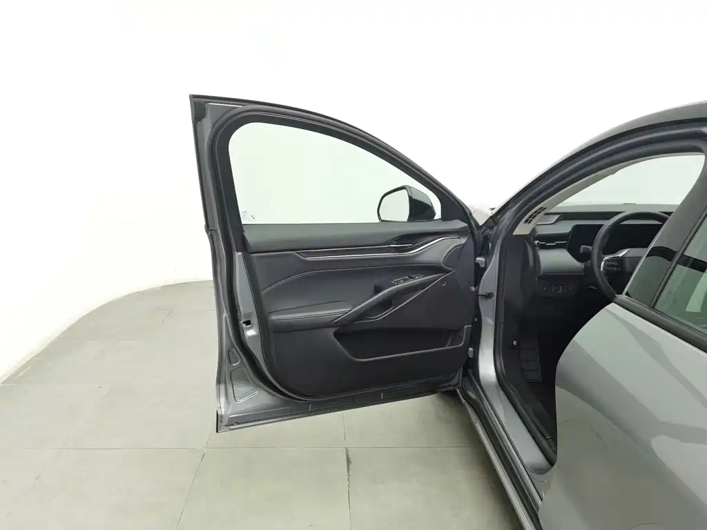 Ford Mondeo — миниатюра 8