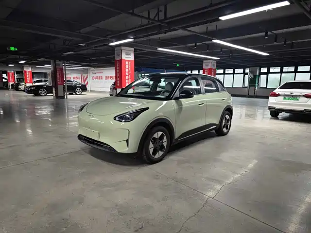 2025 Geely Xingyuan