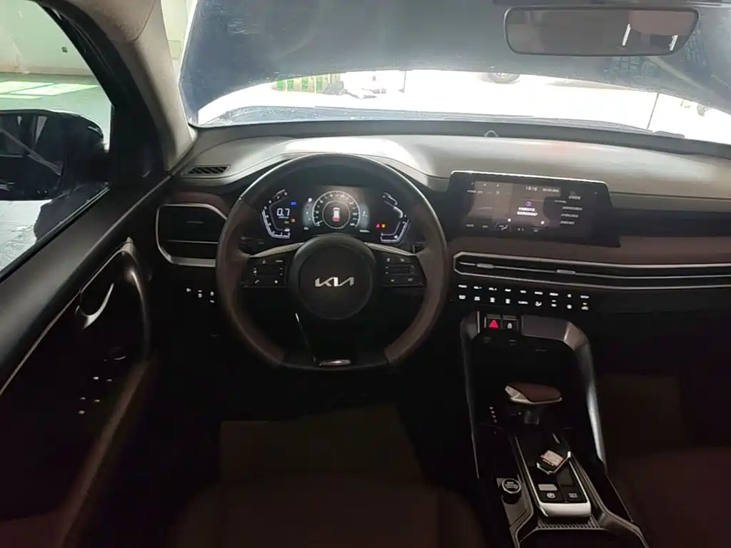 Kia Sportage — миниатюра 11