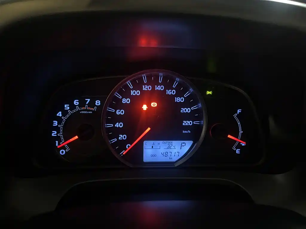 Toyota RAV4 — миниатюра 10