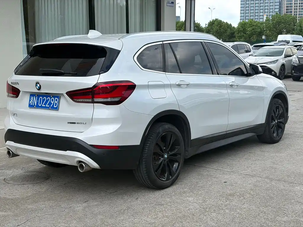BMW X1 — миниатюра 5