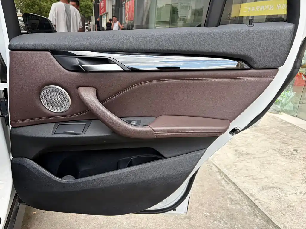 BMW X1 — миниатюра 18
