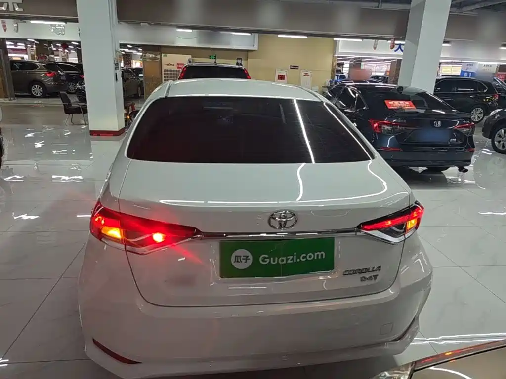 Toyota Corolla — миниатюра 6