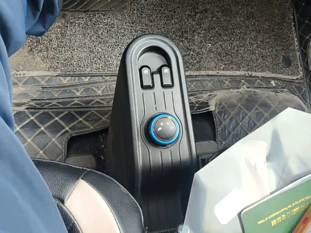 Wuling MINIEV — миниатюра 14