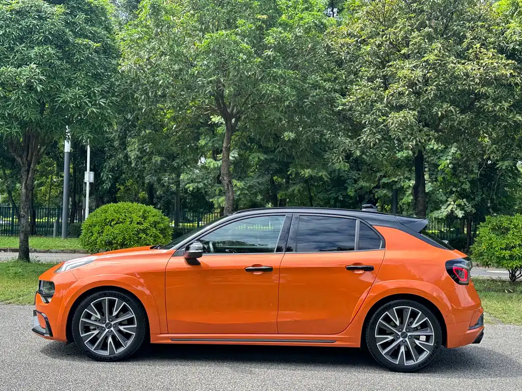 Lynk & Co 02 Hatchback — миниатюра 23