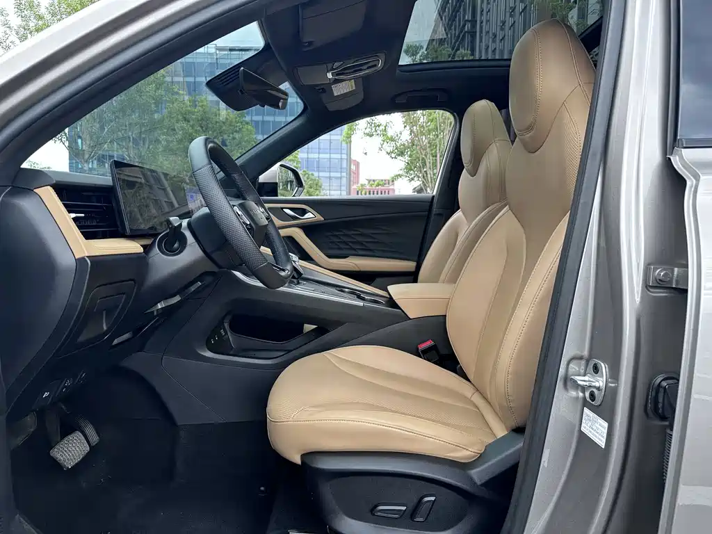 Roewe RX5 New Energy — миниатюра 5