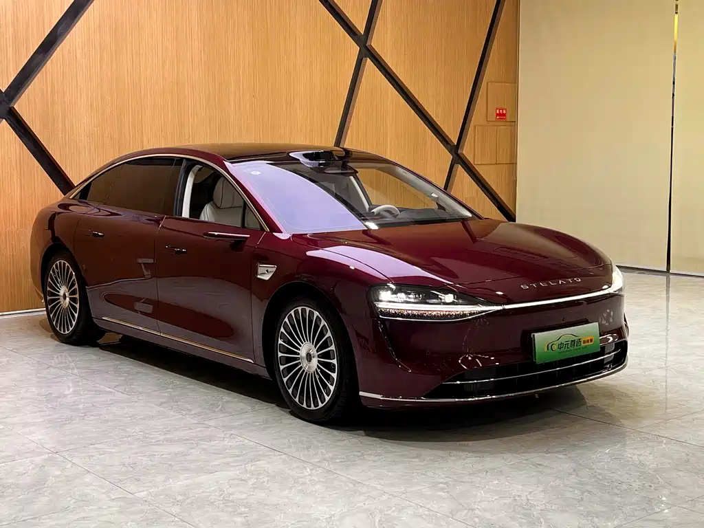 AITO ENJOY THE WORLD S9