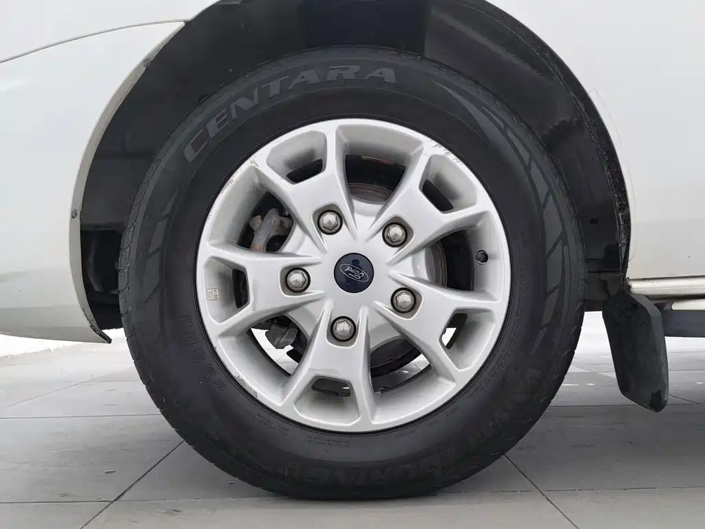 Ford Tourneo — миниатюра 17