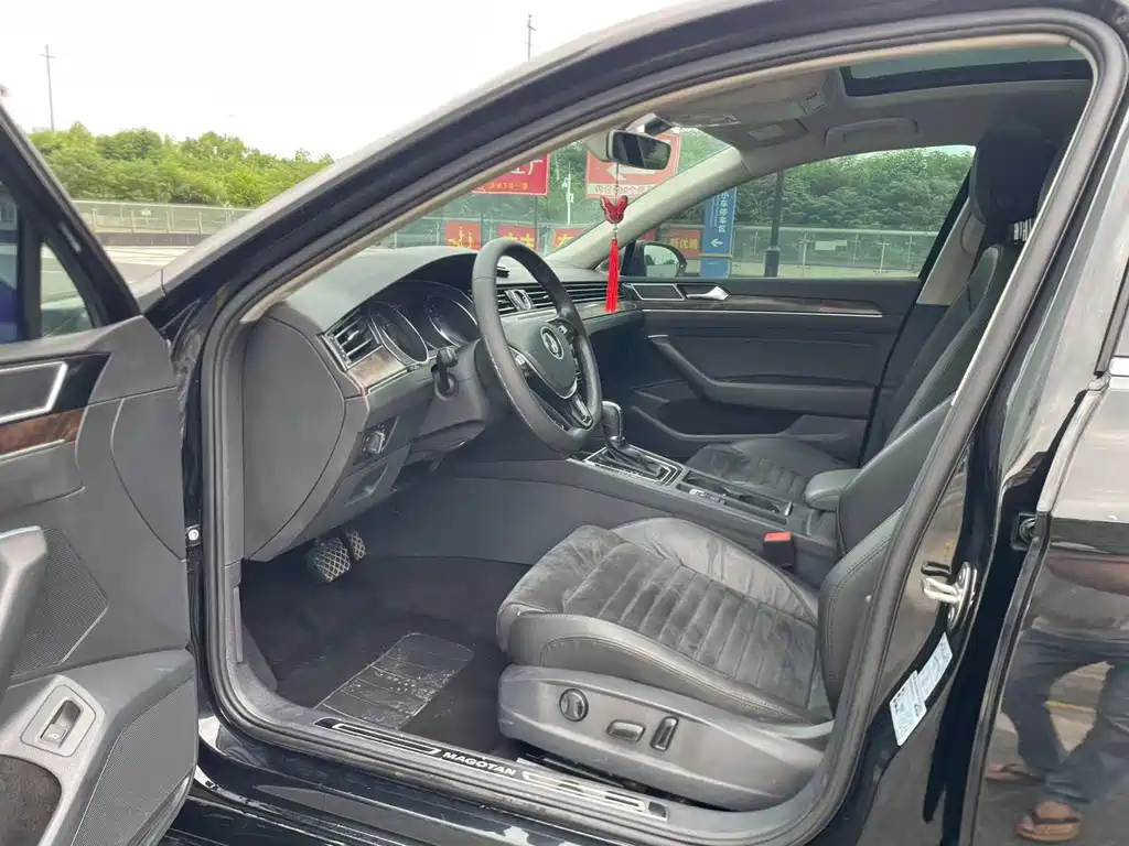 Volkswagen Magotan — миниатюра 4