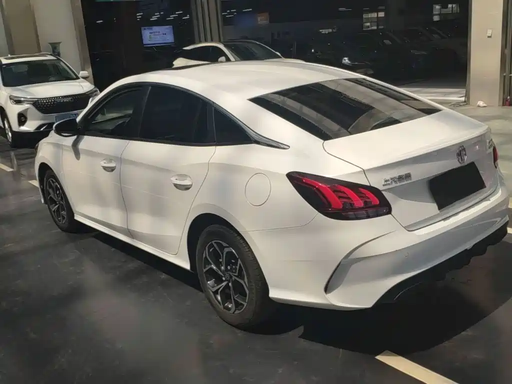 MG MG5 — миниатюра 5
