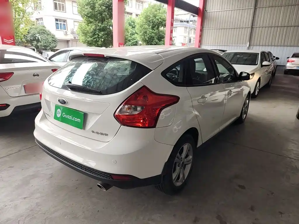 Ford Focus — миниатюра 7