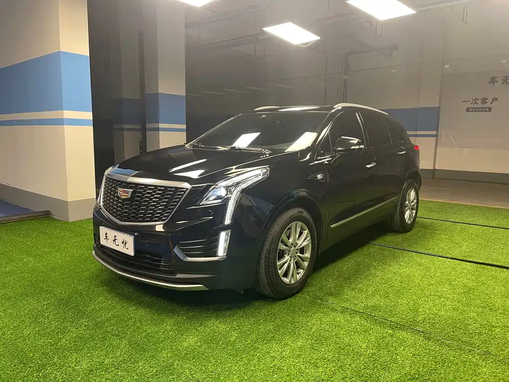 CADILLAC XT5