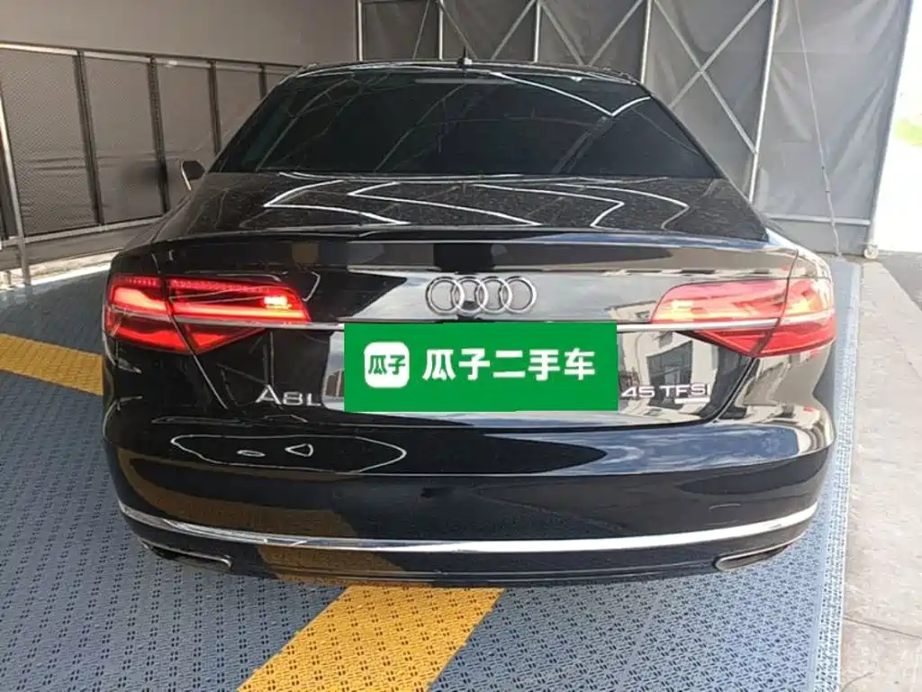 Audi A8 — миниатюра 6