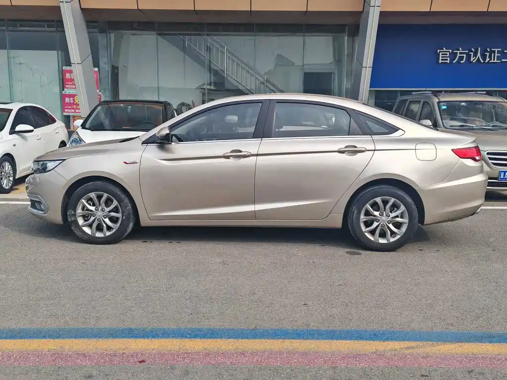 Geely Emgrand GL — миниатюра 3