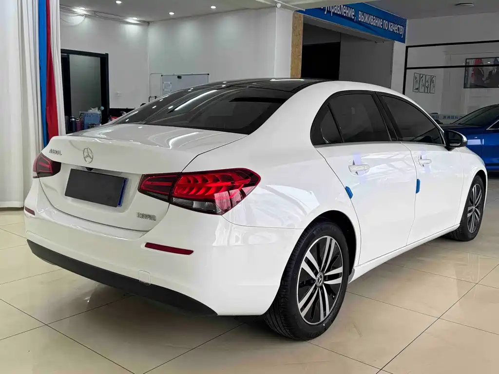 MERCEDES-BENZ A CLASS