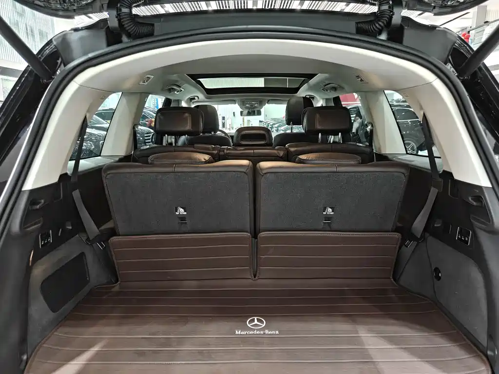 Mercedes-Benz GLE (Import) — миниатюра 13