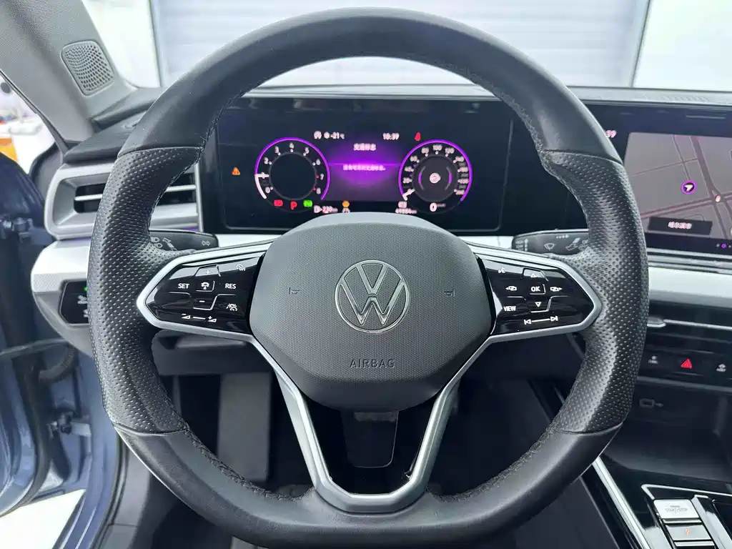 VOLKSWAGEN LINGDU