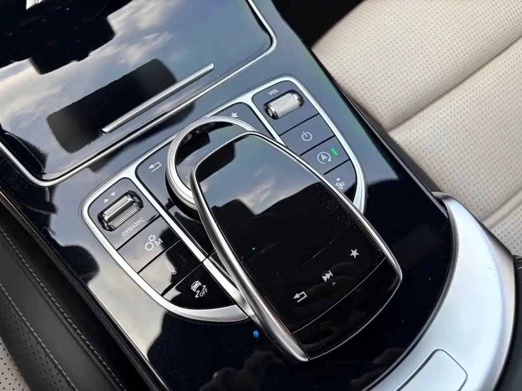 Mercedes-Benz C-Class AMG — миниатюра 10