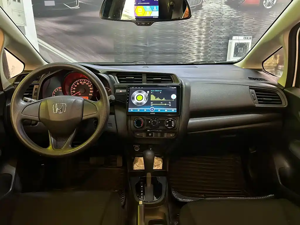 Honda Fit — миниатюра 4