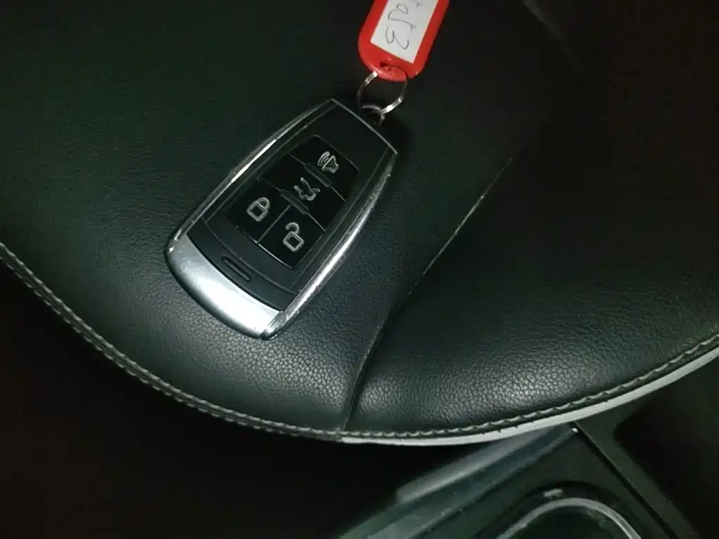 BAIC New Energy EC5 — миниатюра 9