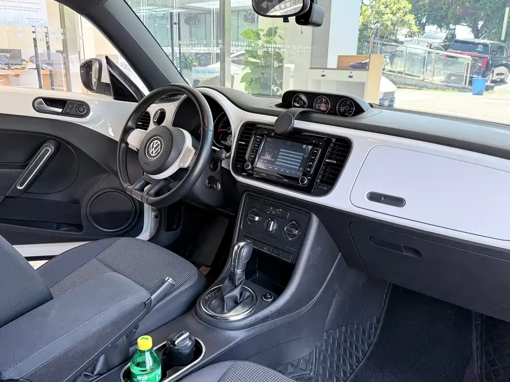 Volkswagen Beetle — миниатюра 8