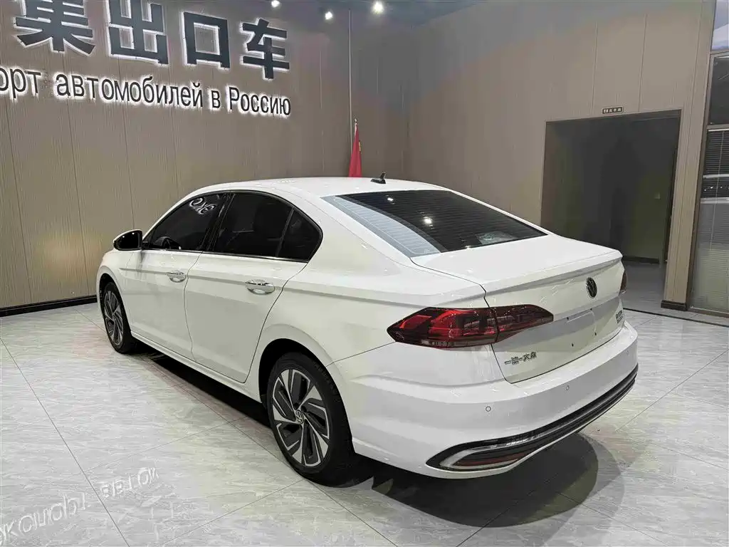 Volkswagen Bora 2023 200TSI DSG PRO