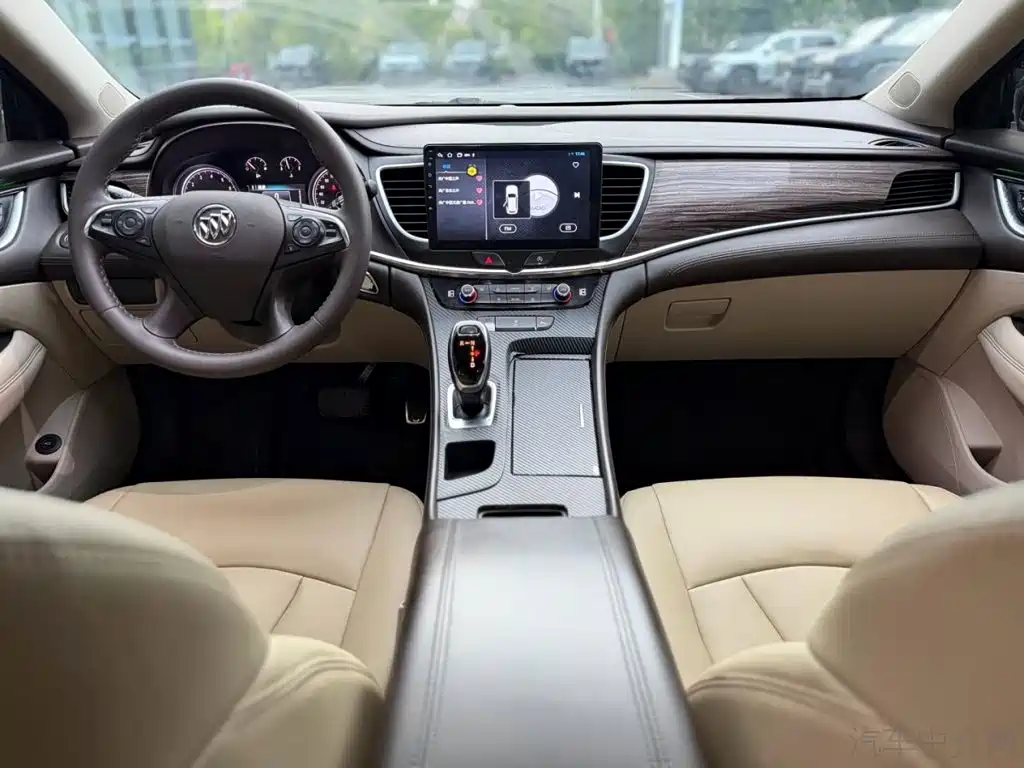 Buick LaCrosse — миниатюра 4