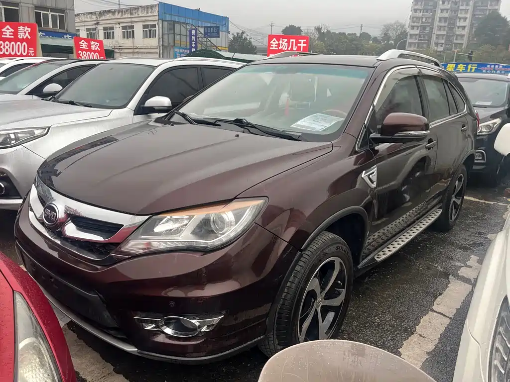 Byd S7 2015