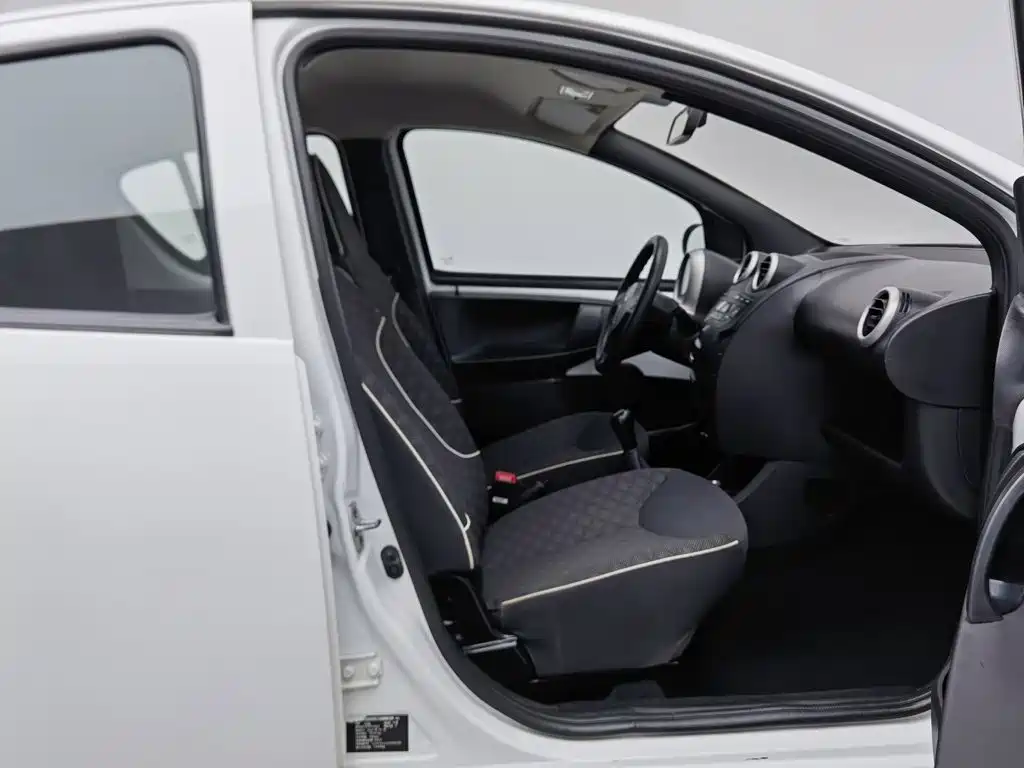 BYD F0 — миниатюра 23