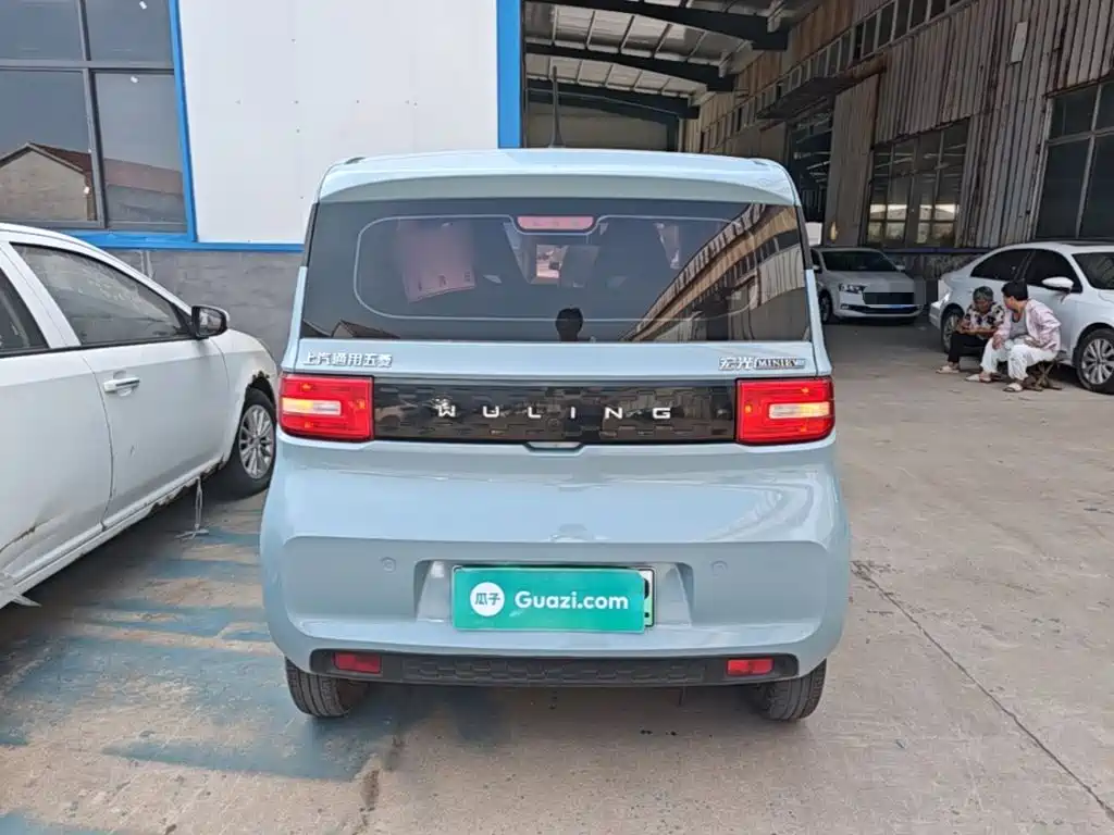Wuling MINIEV — миниатюра 6