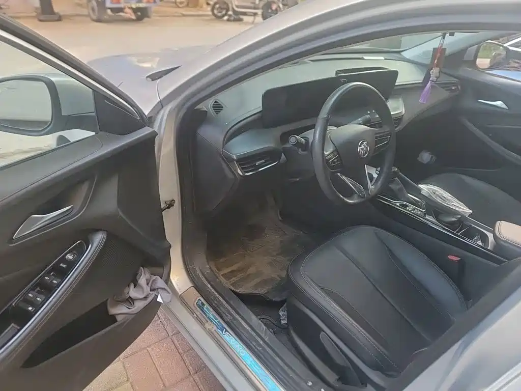 Buick Verano — миниатюра 17