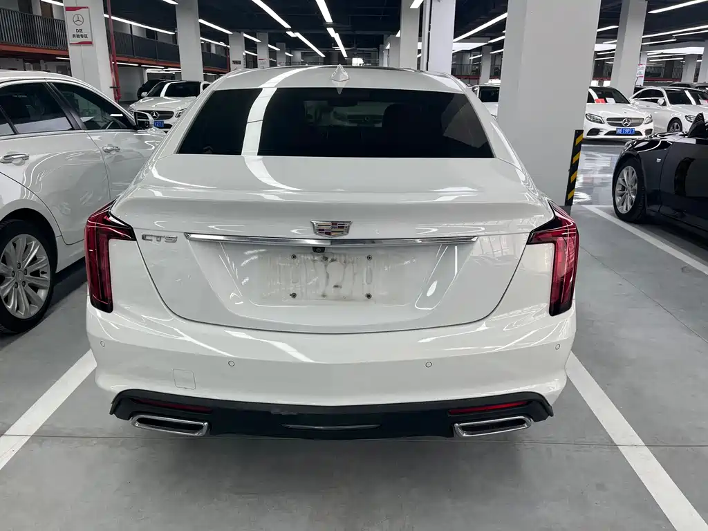 Cadillac CT5 — миниатюра 9