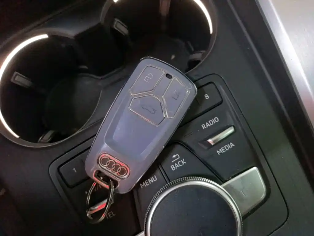 Audi A4L — миниатюра 9