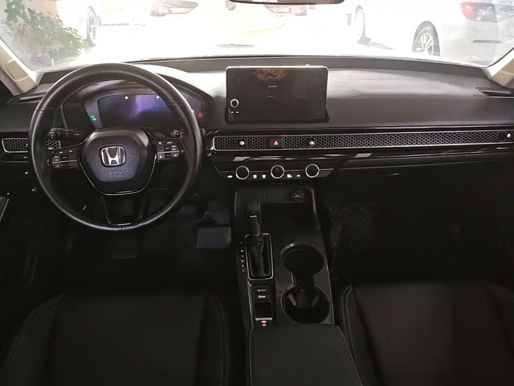 Honda Civic — миниатюра 10