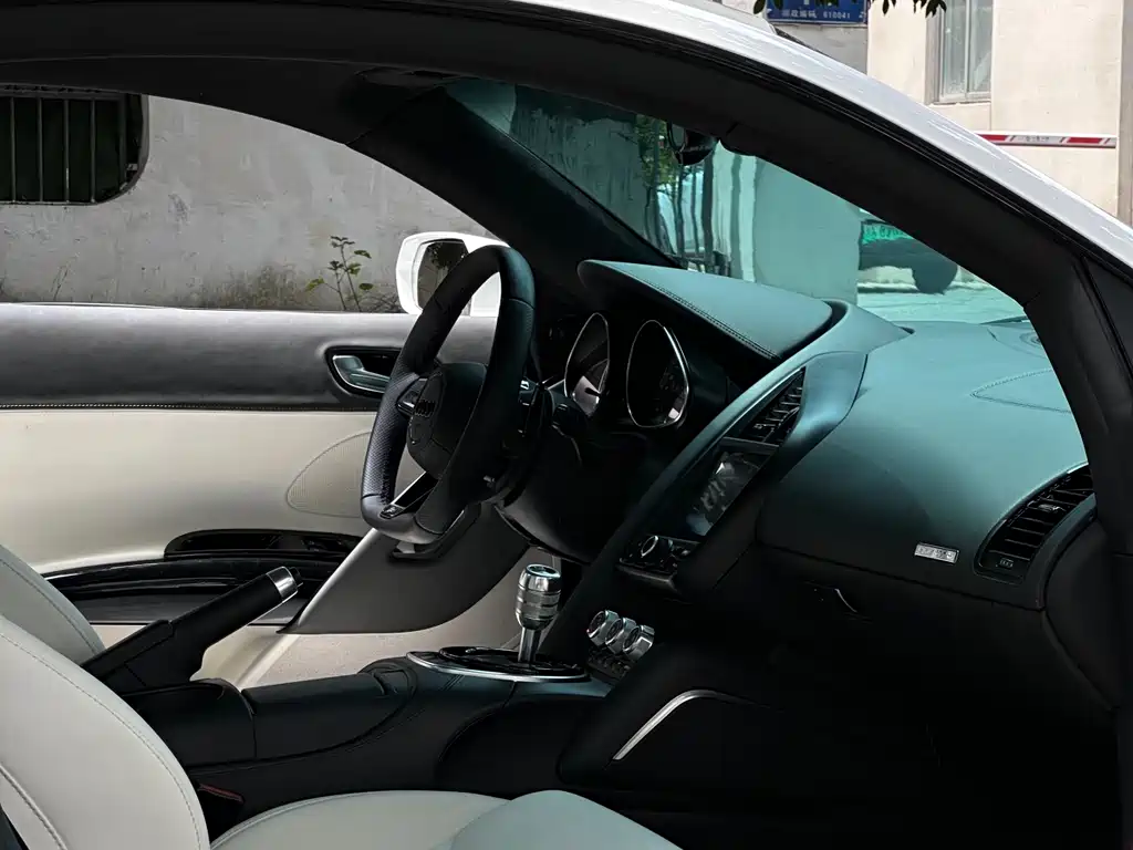 Audi R8 2014 4.2 FSI quattro